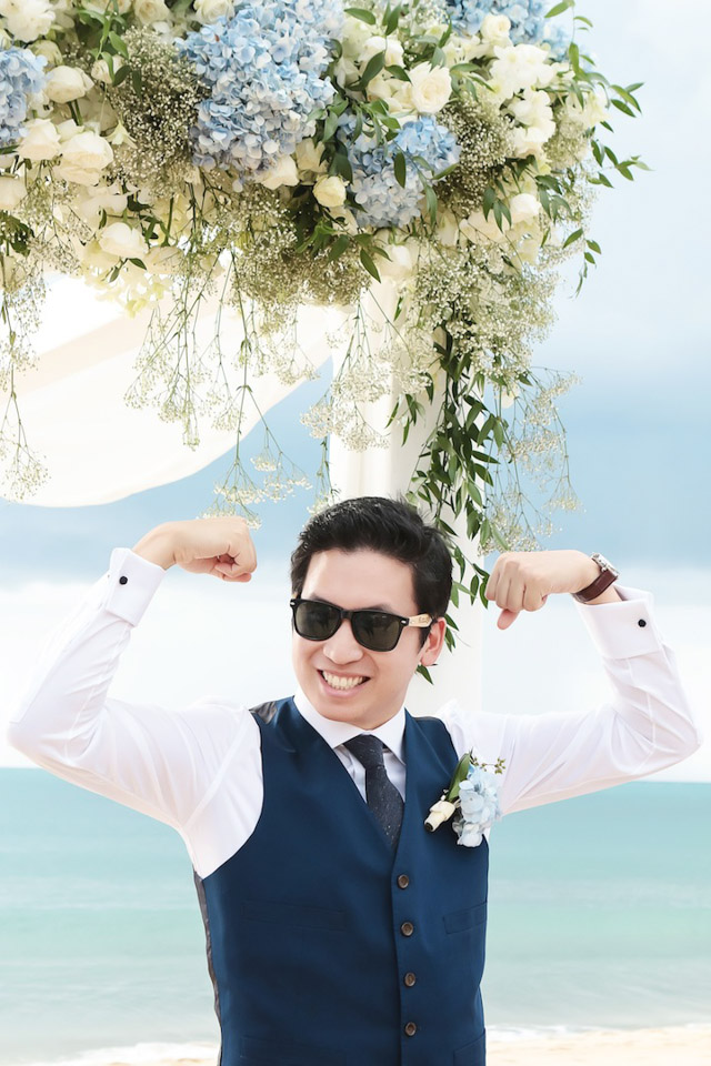 DarrenLeBeuf_SavaVilla_Thailand_Phuket_Berinmade_IanStuart_JennyYoo_JimmyChoo_wedding_destination_beach_outdoor_022