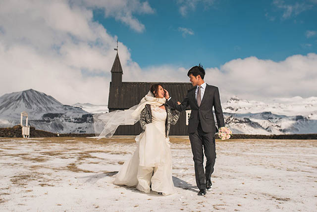 NordicaPhotography-Iceland-Wedding-Church-VeraWang-007a