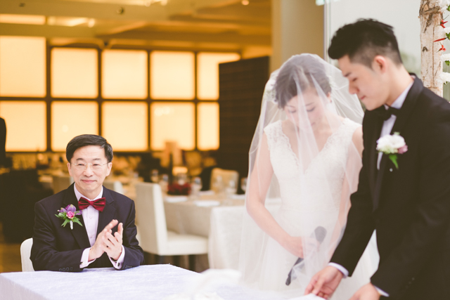 miLastory-hongkong-wedding-day-AberdeenMarinaClub-somethingborrowedbridal-045