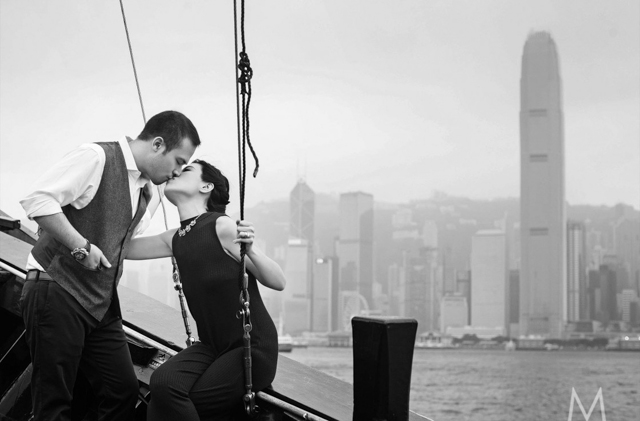 Metrophoto-tsimshatsui-ferry-peak-hongkong-prewedding-engagement-032