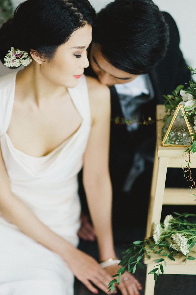 donnalamphotography-engagement-prewedding-hongkong-studio-saikung-bouquet-apieceofcake-002