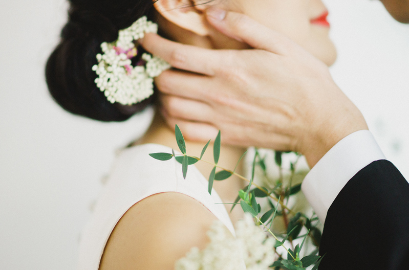donnalamphotography-engagement-prewedding-hongkong-studio-saikung-bouquet-apieceofcake-014
