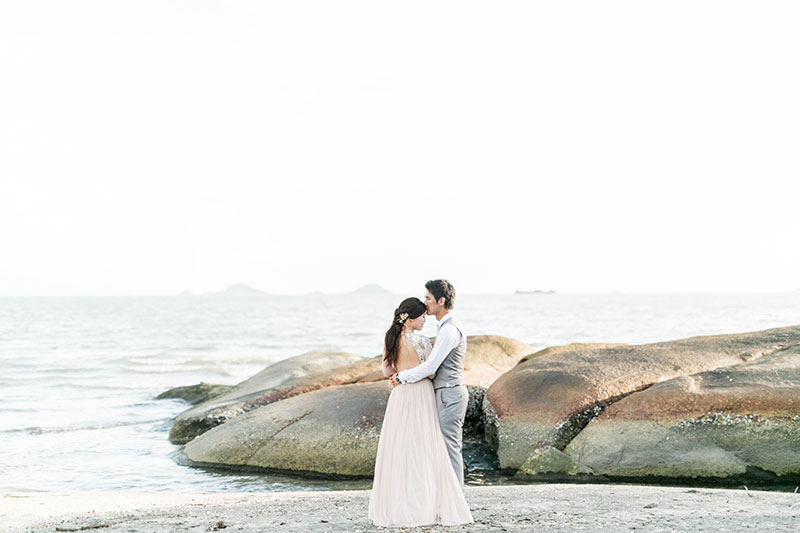 binc-photography-hong-kong-engagement-pre-wedding-laura-juvan-beach-garden-017