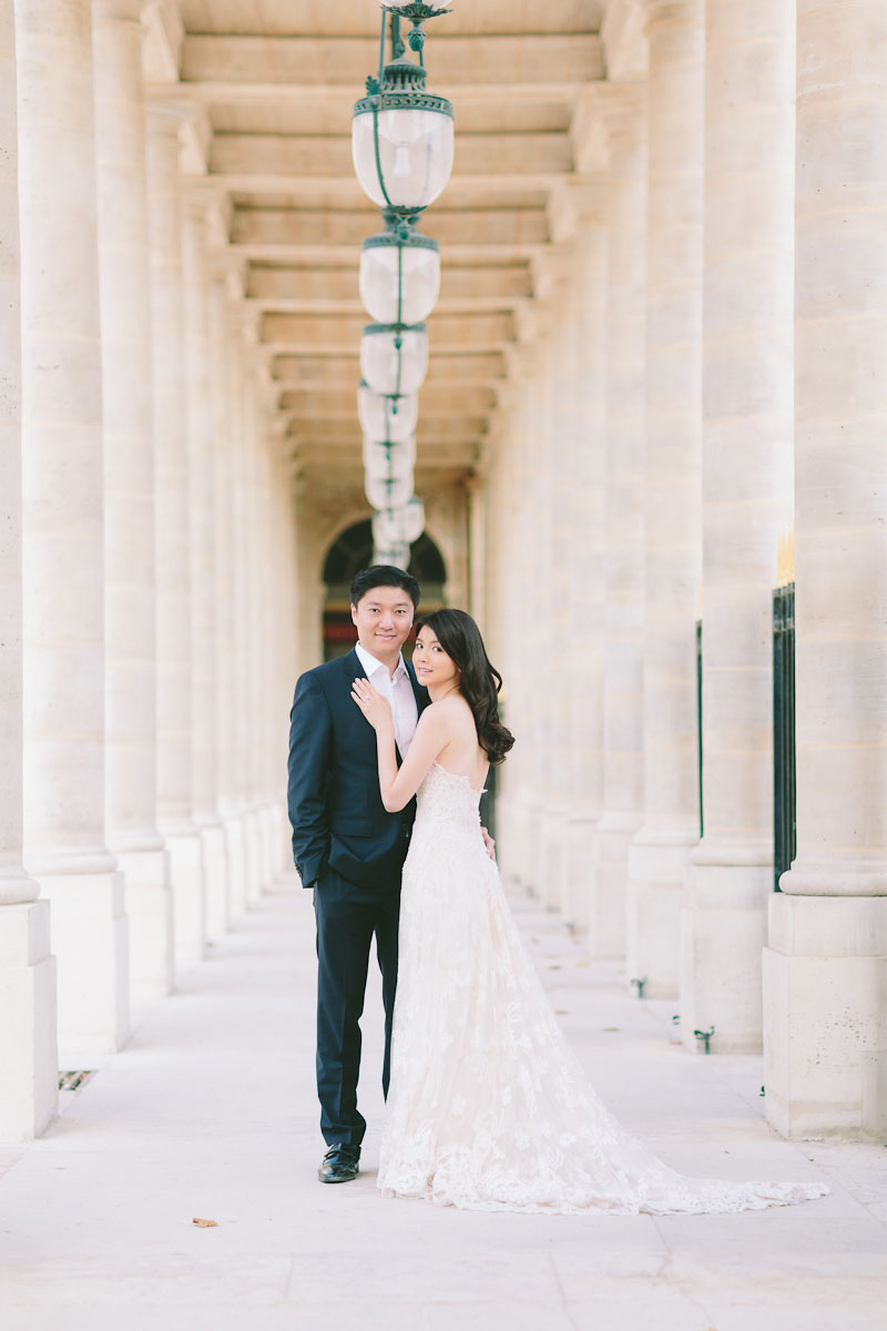 French-Grey-Stephanie-Overseas-Wedding-BigDay-Paris-Romance-025