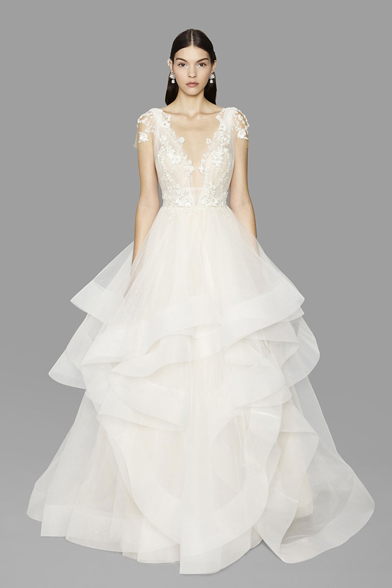 Marchesa-Bridal-Fall-2017-Fashion-Inspiration-Wedding-Dress-Gown-001