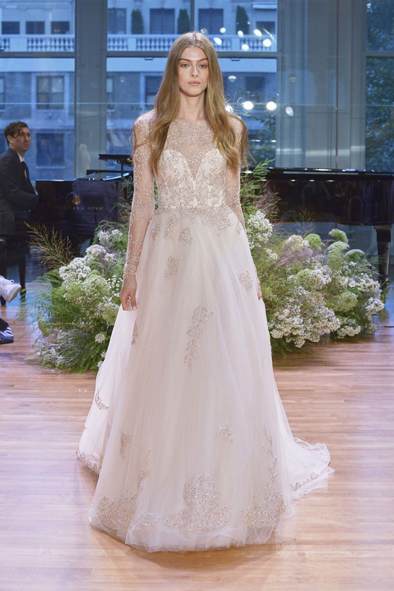 Monique-Lhuillier-Bridal-Fall-2017-Fashion-Dress-Gown-Wedding-Inspiration-014