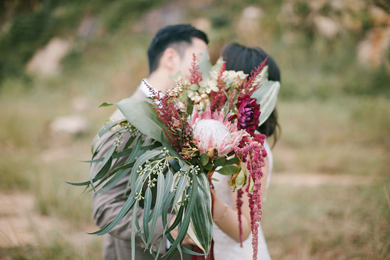 Lukas-Chan-Hong-Kong-Engagement-Prewedding-Ivy-Choy-Makeup-Alfred-Garden-Grassland-Floral-005