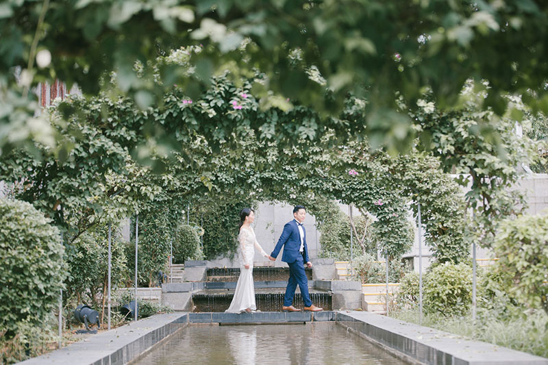 Lukas-Chan-Hong-Kong-Engagement-Prewedding-Ivy-Choy-Makeup-Alfred-Garden-Grassland-Floral-020