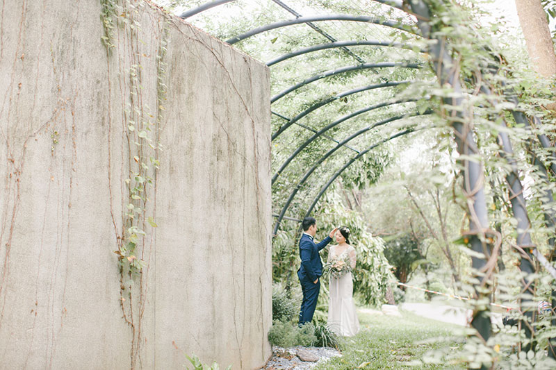 Lukas-Chan-Hong-Kong-Engagement-Prewedding-Ivy-Choy-Makeup-Alfred-Garden-Grassland-Floral-022