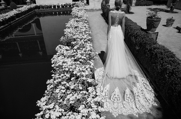 alon-lovne-white-2017-collection-bridal-fashion-inspiration-024