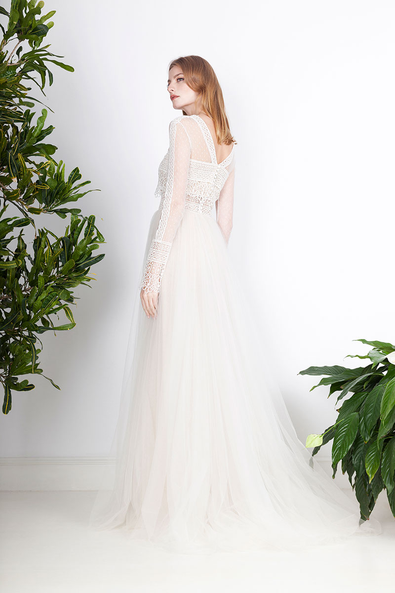 Divine-Atelier-2017-Collection-Bridal-Gown-Dress-Fashion-Inspiration-Wedding-006
