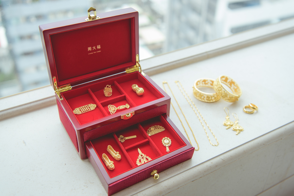 Chinese gold jewelry hot sale near me