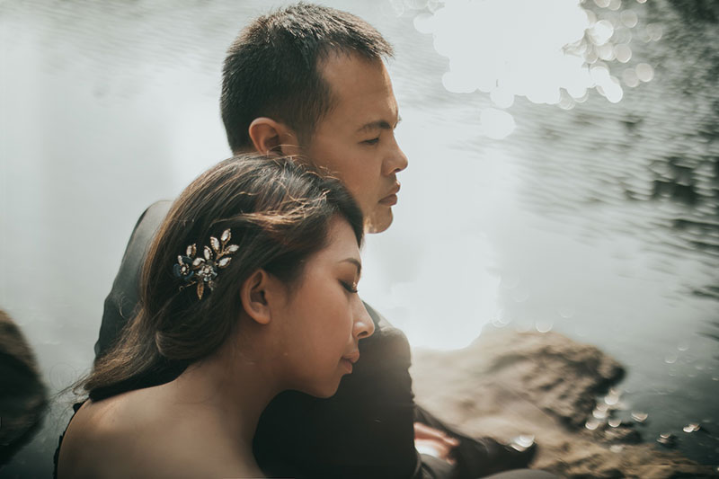 Cool Love Story + Wedding Post-Nup Shoot at Macao Imperial Tea