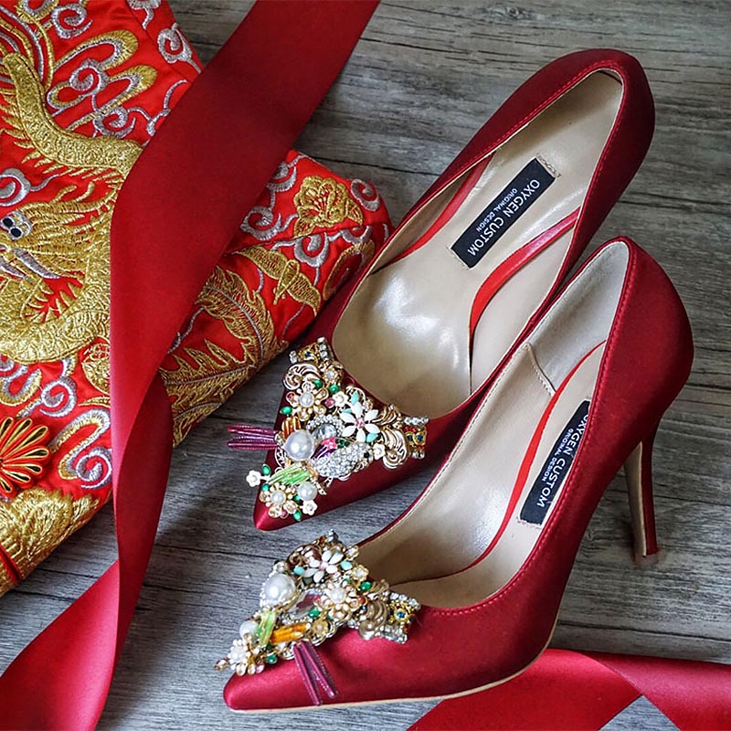Red Shoes for Your Qun Gua | Hong Kong 
