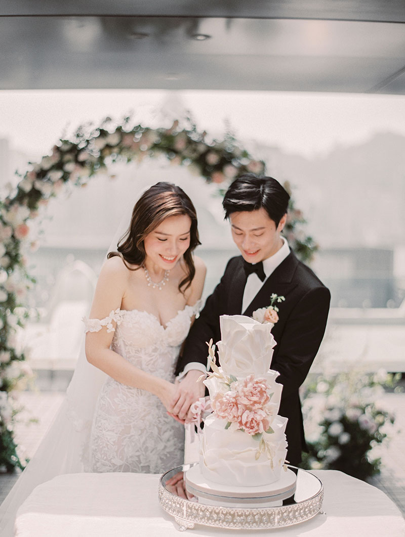 Jenny-Tong-Hong-Kong-wedding-Peninsula-hotel-intimate-Chinese-classic ...