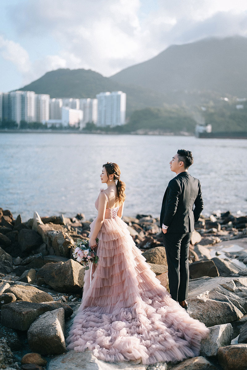 Korea Outdoor Pre-Wedding Photoshoot At Jeju Island with Buckwheat Flower  and Hydrangea | Geunjoo | OneThreeOneFour